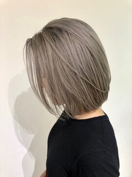 リー 梅田(Lee) Lee梅田★シルバーグレイジュ×重かるボブディ