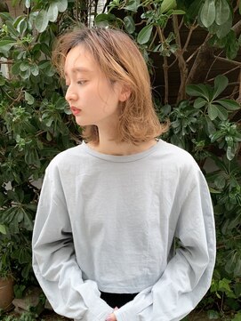 アンヘアー 元町三宮(UNHAIR) ゆるふわ巻きが可愛い！ウザバング×切りっぱなしロングボブ