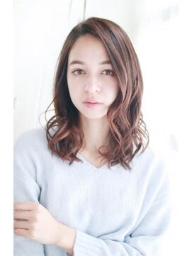 ヘアメイク ナル(hair make nalu) かきあげバングのリバースカールスタイル