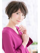 大人かっこいい横顔美人のこなれマッシュショートa1