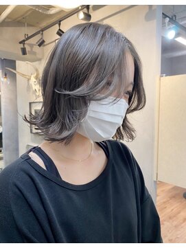 ジーナ(XENA) 【光】Silver Greige