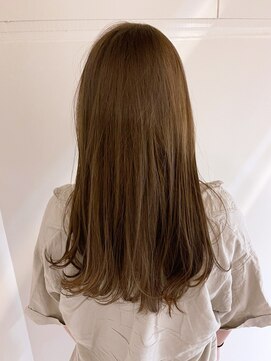 アイティー バイ アルバム 浦和店(IT by ALBUM) ラフベージュロング_アースカラーくびれヘアツートン_ba362121