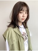 顔まわりレイヤー鎖骨ミディアムラベンダーブラウン/自由が丘