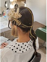 ヘアメイク エンカレッジ(HAIR MAKE encourage)&nbsp;水引きアクセの編み下ろし