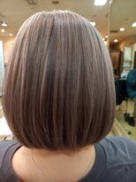 シャンプーボーイ&nbsp;グレージュボブ