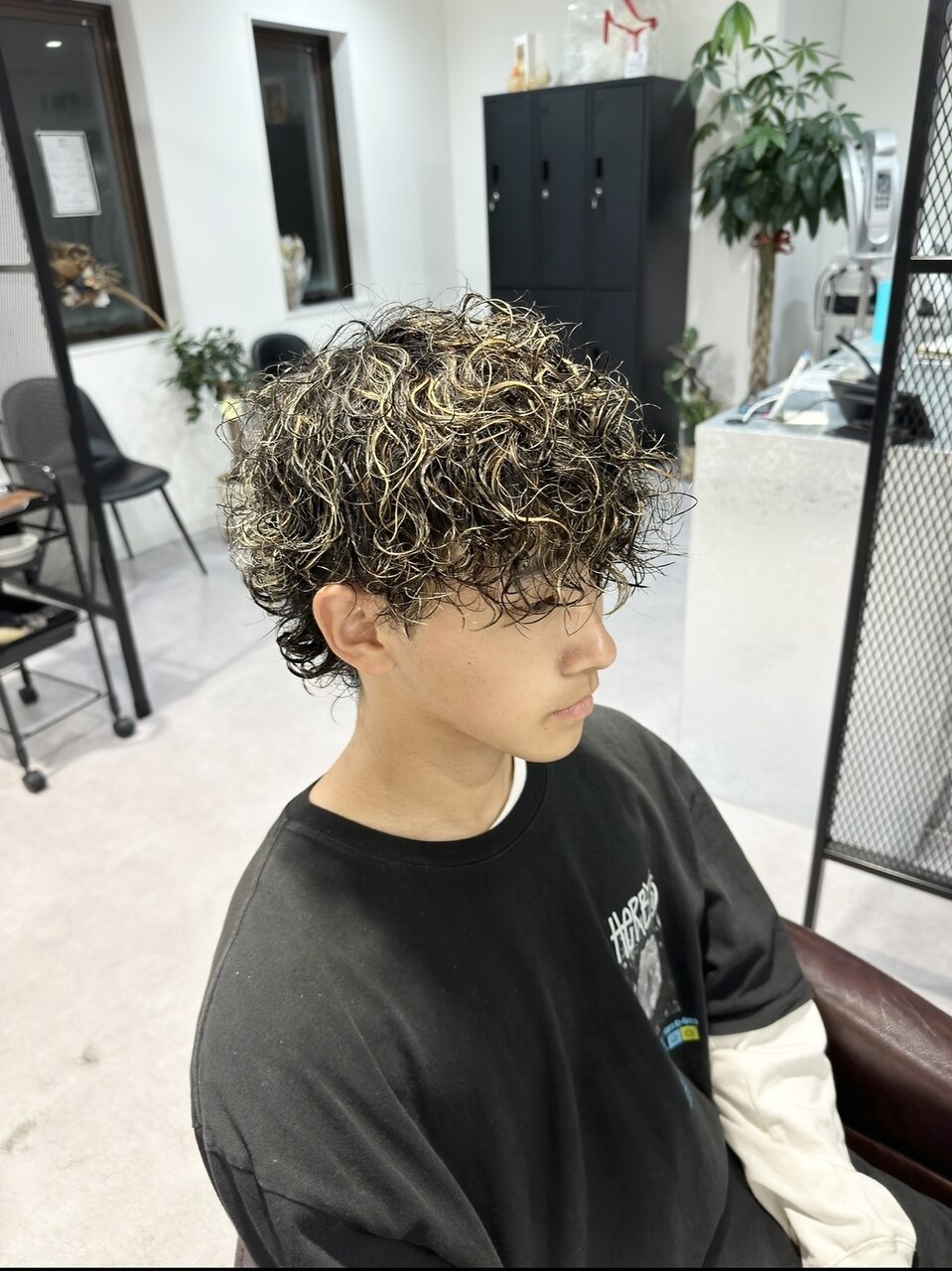 【初来店限定】メンズパーマコース【サロン専売品WAX付き】\10000〜