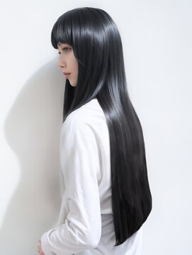 リノ 金山(Rino) デザインカラー/レイヤーカット/ウェットヘア/オリーブベージュ