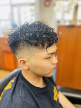 カミングよしむら(髪ingよしむら) スペインカールパーマ