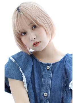 アルベロ(albero) ハイトーン×ショートボブ×レイヤーカット 20代30代