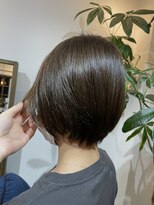 コッチ(kocchi.)&nbsp;グレージュグレーベージュカラーカーキベージュ斜めバング