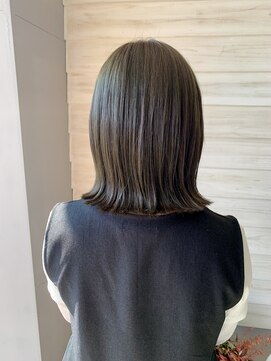 シアン(CyAN) オリーブカラー