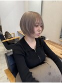 ミルクティー×顔周りカット