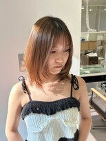 ネオリーブウリ 二子玉川店(Neolive uri)&nbsp;大人ガーリーダークアッシュ似合わせカットミディアムレイヤー
