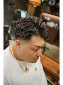 スリーセント 栄(3/cent) スパイラルパーマ