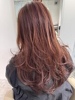 レヴリー(reverie)&nbsp;海外レイヤーハッシュカット暖色系カラー白髪ぼかし30代40代艶髪