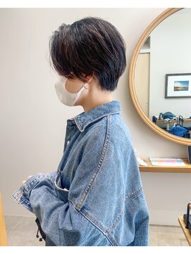エミイ 鎌倉(eMii.) 似合わせカットくせ毛活かしカット