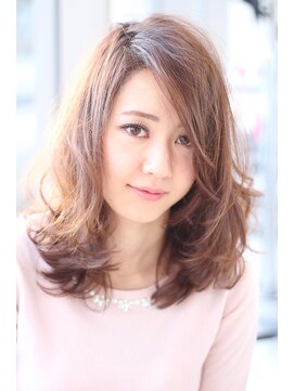 ラ ブーケ 大垣店(La Bouquet) 外人風ミディアム