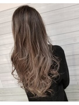 クレア(CREA) グレージュハイライト