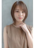 大人かわいい×前下がりショートボブ×オリーブベージュ