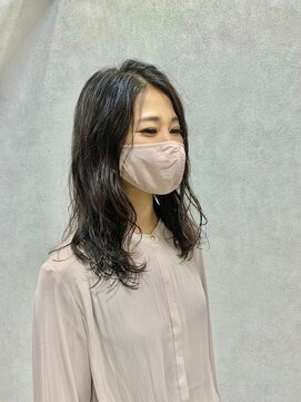 イーズヒュウ(ease HUE.) パーマスタイル