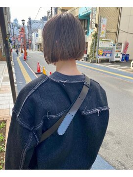 ガレージ バイ グリーン 原宿 表参道(Garage by green) 【loki】ボブ×シアーベージュ