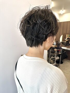 スエード(suede) 【suede】ラフウェーブショート