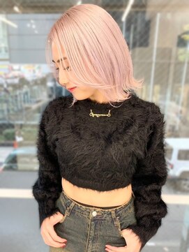 ランテルディ 渋谷(LANTERDIT) 外ハネボブ　顔周りレイヤー　ハイトーン　ペールピンクカラー