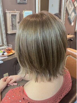 グリー ヘアープロデュース(Gree hair produce) 【Gree金子】レイヤーボブ/外ハネボブ/アディクシーカラー