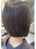 ミニボブ／切りっぱなし／アッシュ