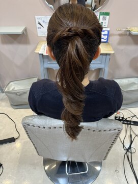 プーペ(pupe) ポニーテール