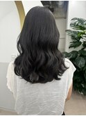 髪質改善酸熱トリートメント 黒髪ストレート　ゆるまきスタイル