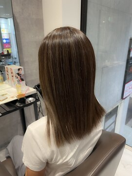 グロウバイニューヨークニューヨーク(Grow by NYNY) 【坂本】ハイライト×イルミナカラー×ブラウンベージュ