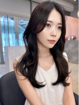 クム(kumu) 【kumu】ロングレイヤー/顔周りカット/栄/名古屋