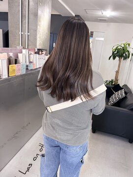 キング(K!ng) 縮毛矯正髪質改善ハイライトレイヤーカット枚方美容室エクステ