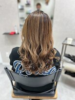 アン(an)&nbsp;【垂水/白髪ぼかしハイライト/脱白髪染め】ヘッドスパも人気