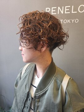 ペネロープ(Penelope) 【新宿】ツーブロック前下がりショートボブパーマ20代30代40代
