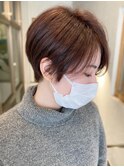 30代40代耳だし大人丸みショート