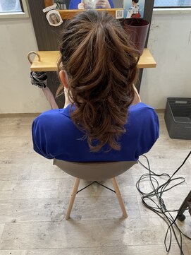 シベル(Si-Belles) 高めカールポニー