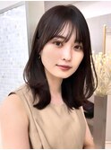 暗髪/小顔/シースルーバング/おくれ毛/セミロングヘア/レイヤー