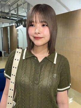 ヘン(hen) 【心斎橋hen】グレージュ