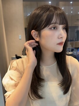 ジーナ 福岡天神(Zina) ミディアムヘア/暗めカラー/デザインカラー/髪質改善