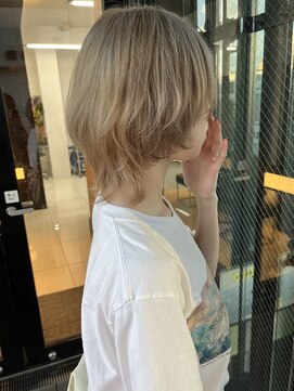 フラッグ 九大学研都市店(Flag) ハイトーンレイヤーウルフ