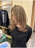 柔らかくブリーチでつくる☆ハニーベージュレイヤー