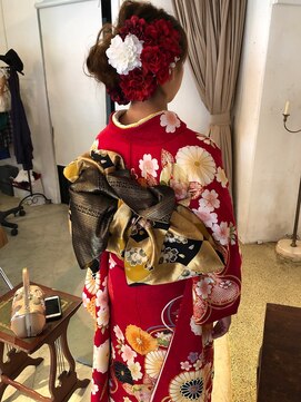 キューブ(Qube) 成人式アップ