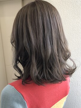 ヘアーデザイン シュシュ(hair design Chou Chou by Yone) ☆chouchou☆ミントグリーン×切りっぱなしボブ