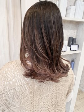 キャアリー(Caary) 福山市美容室Caary 筋感バレイヤージュ くすみピンクカラー