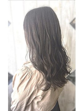 リム(RIM.) 【グレージュ×ゆる巻き】