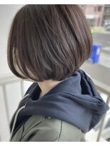 ロカ(roka)&nbsp;根元白髪染め大人可愛い前下がりのショートボブ　30代40代50代