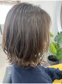 大人ボブ×ハイライト×外ハネスタイル