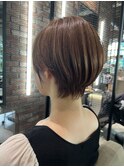 ニュアンスカラーヘルシースタイルことりベージュショートボブ